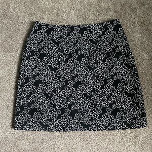 I am selling a r-wear rampage clothing co. flower design skirt.